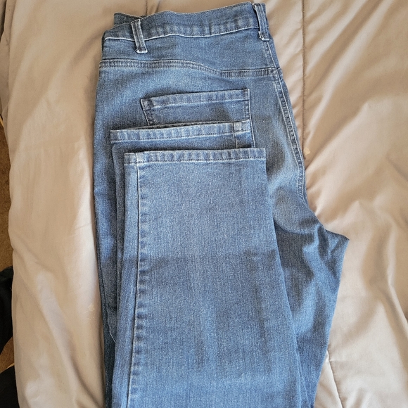 GLORIA VANDERBILT "Amanda" Denim Straight-Leg Jeans 16W - Picture 3 of 4